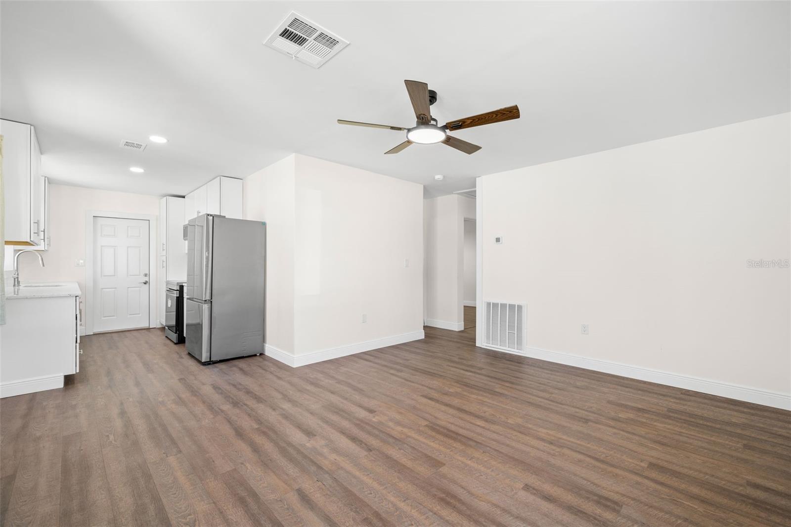 185 38TH AVE SE, ST PETERSBURG, FL, 33705