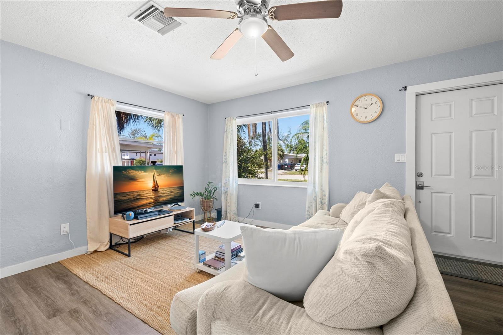 185 38TH AVE SE, ST PETERSBURG, FL, 33705