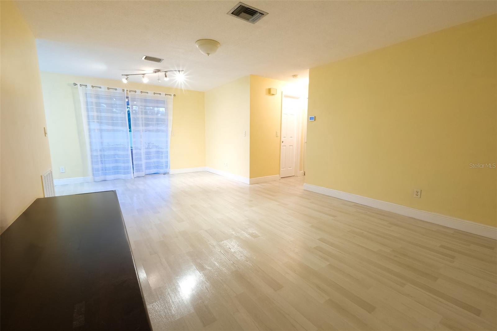 2118 NE COACHMAN RD, CLEARWATER, FL, 33765