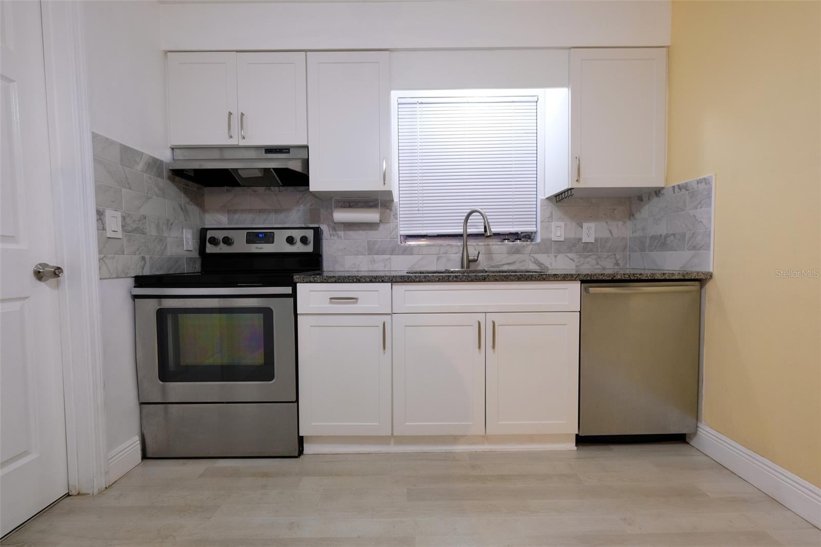 2118 NE COACHMAN RD, CLEARWATER, FL, 33765