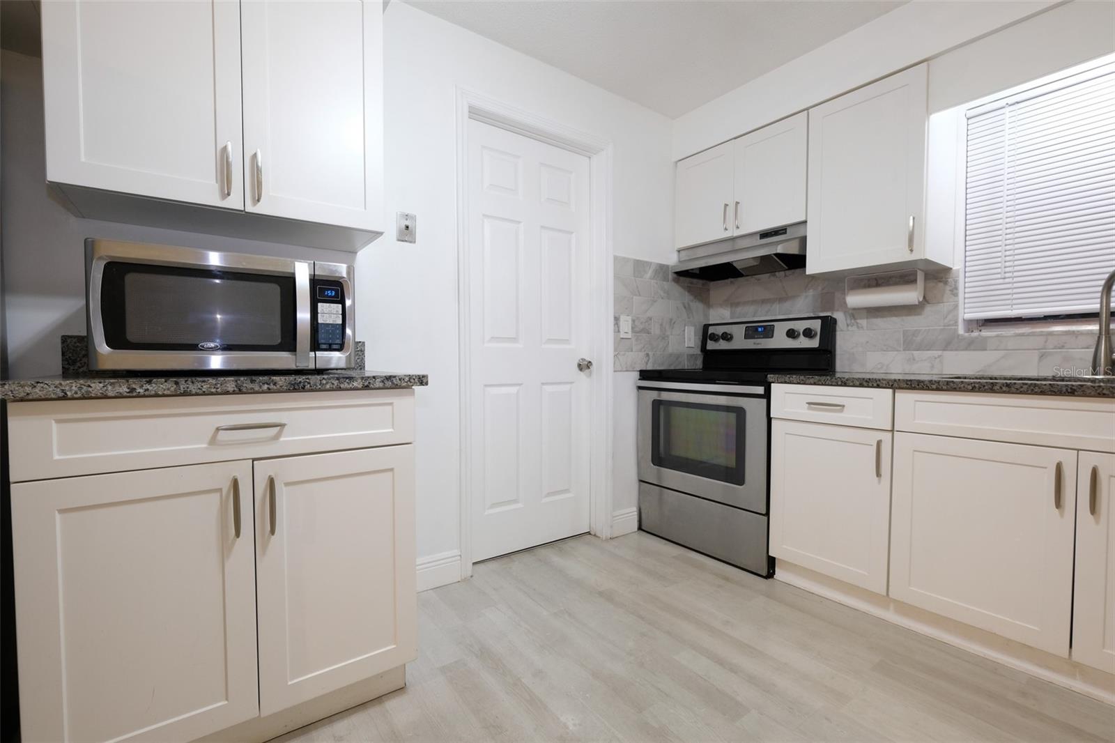 2118 NE COACHMAN RD, CLEARWATER, FL, 33765