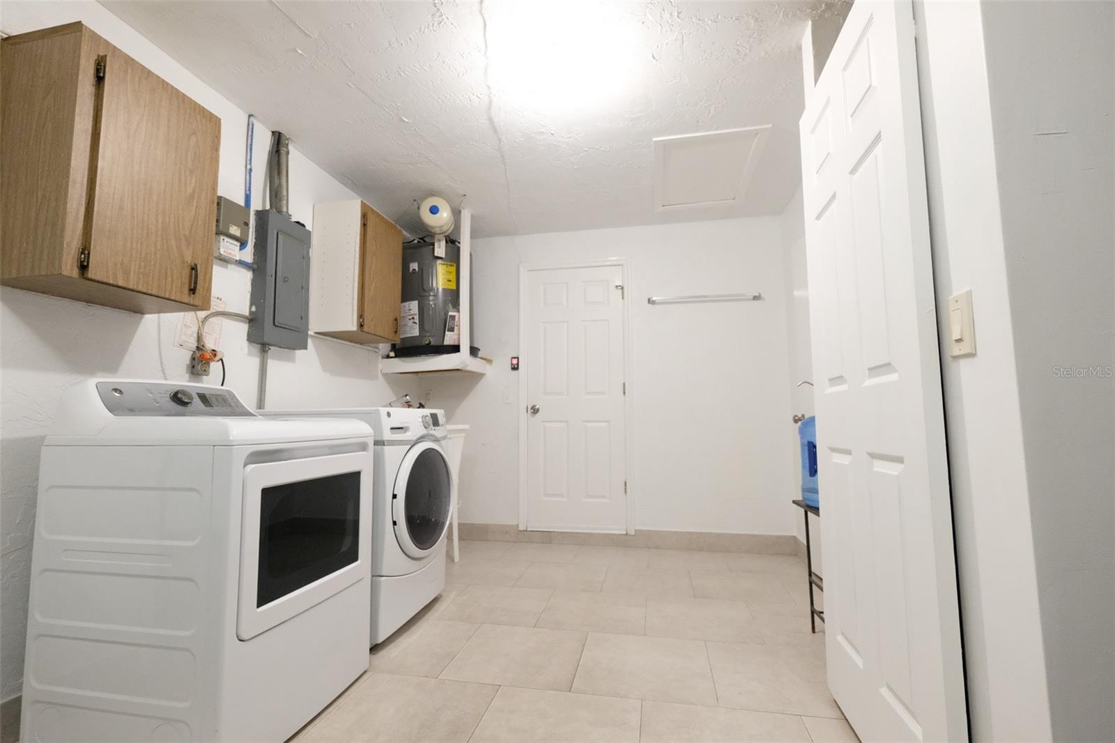 2118 NE COACHMAN RD, CLEARWATER, FL, 33765