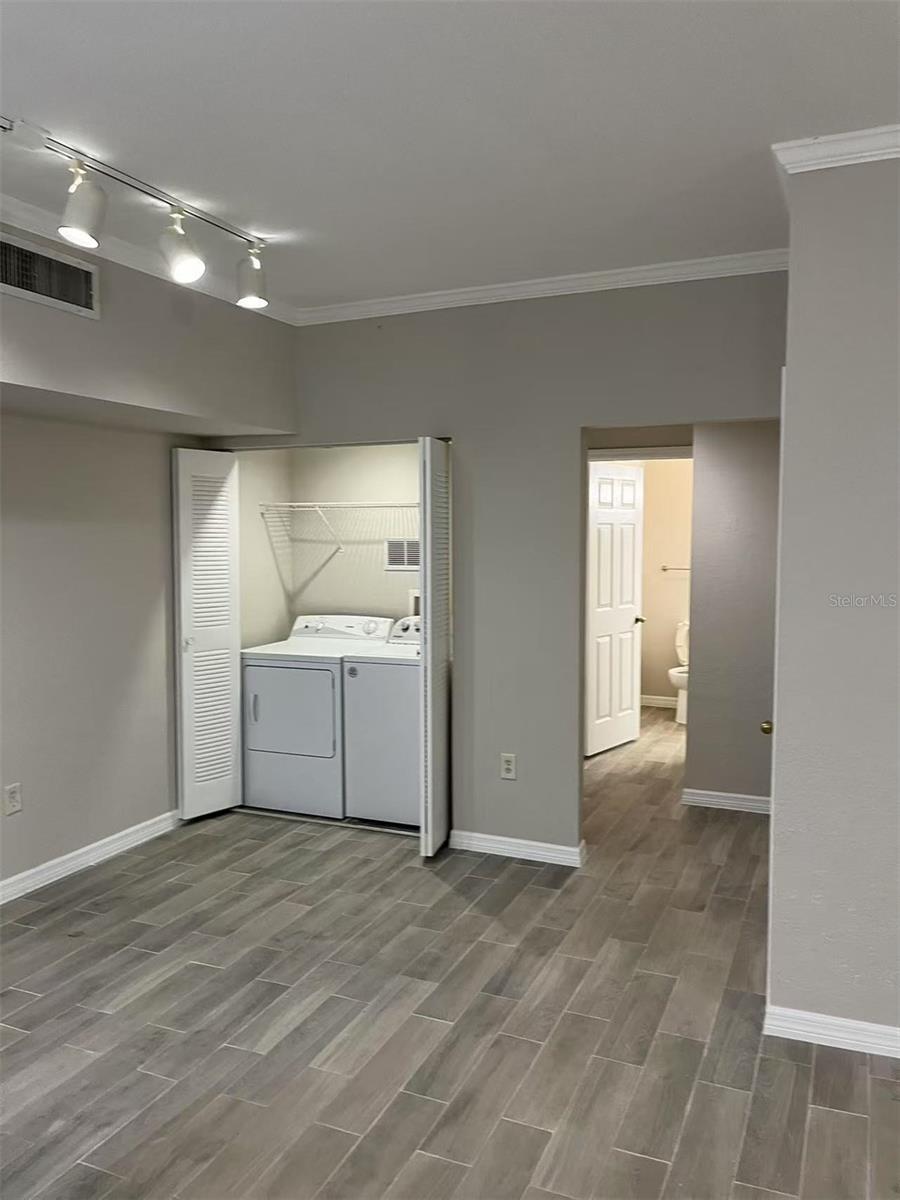9110 LAKE CHASE ISLAND WAY #9110, TAMPA, FL, 33626
