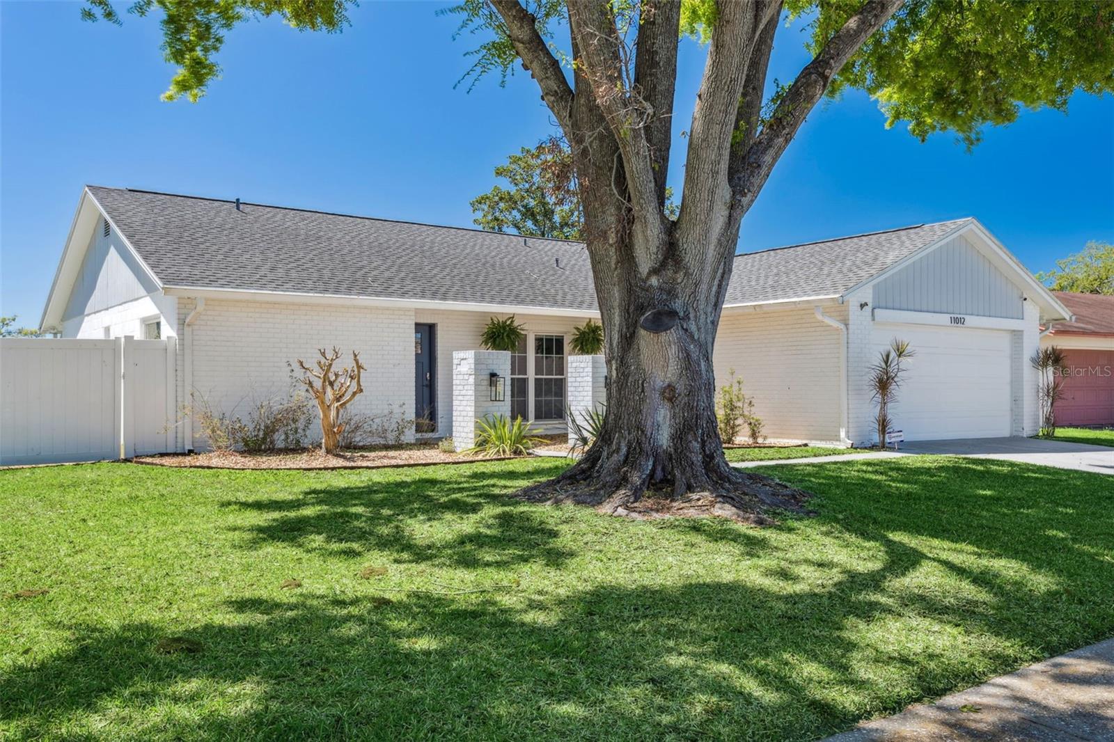 11012 ASHBOURNE CIR, TAMPA, FL, 33624