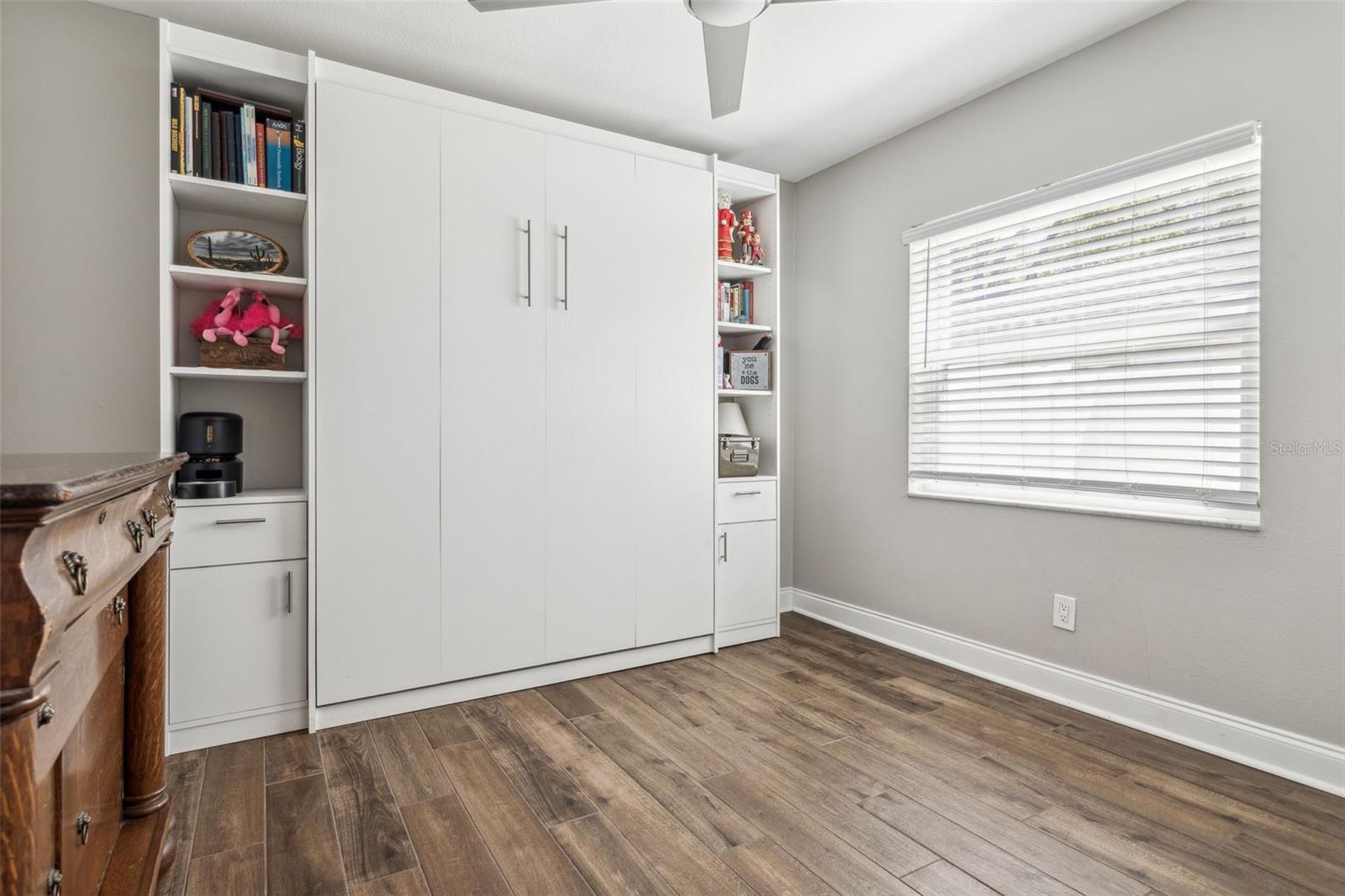 11012 ASHBOURNE CIR, TAMPA, FL, 33624
