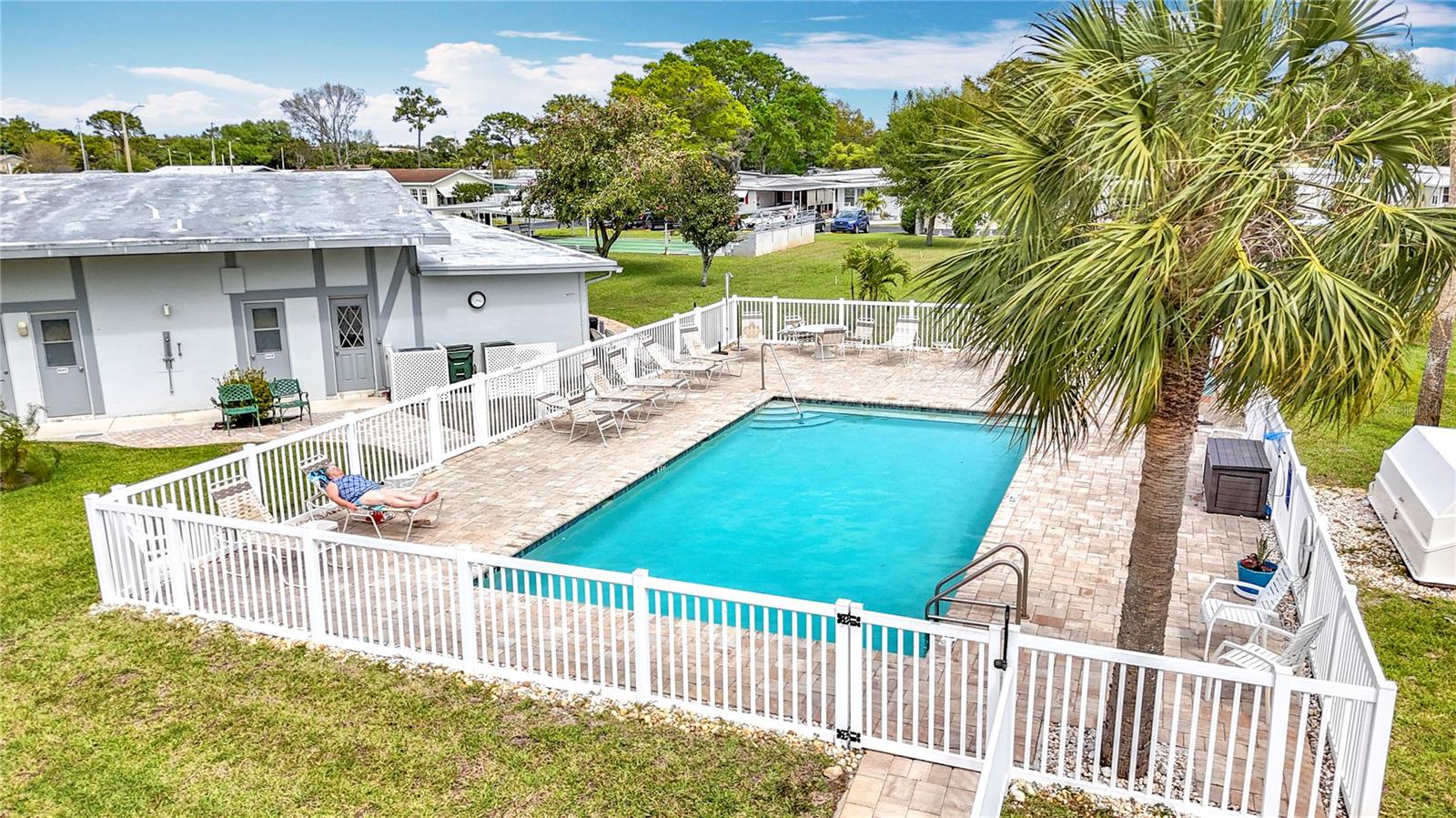 7880 54TH AVE N #77, ST PETERSBURG, FL, 33709