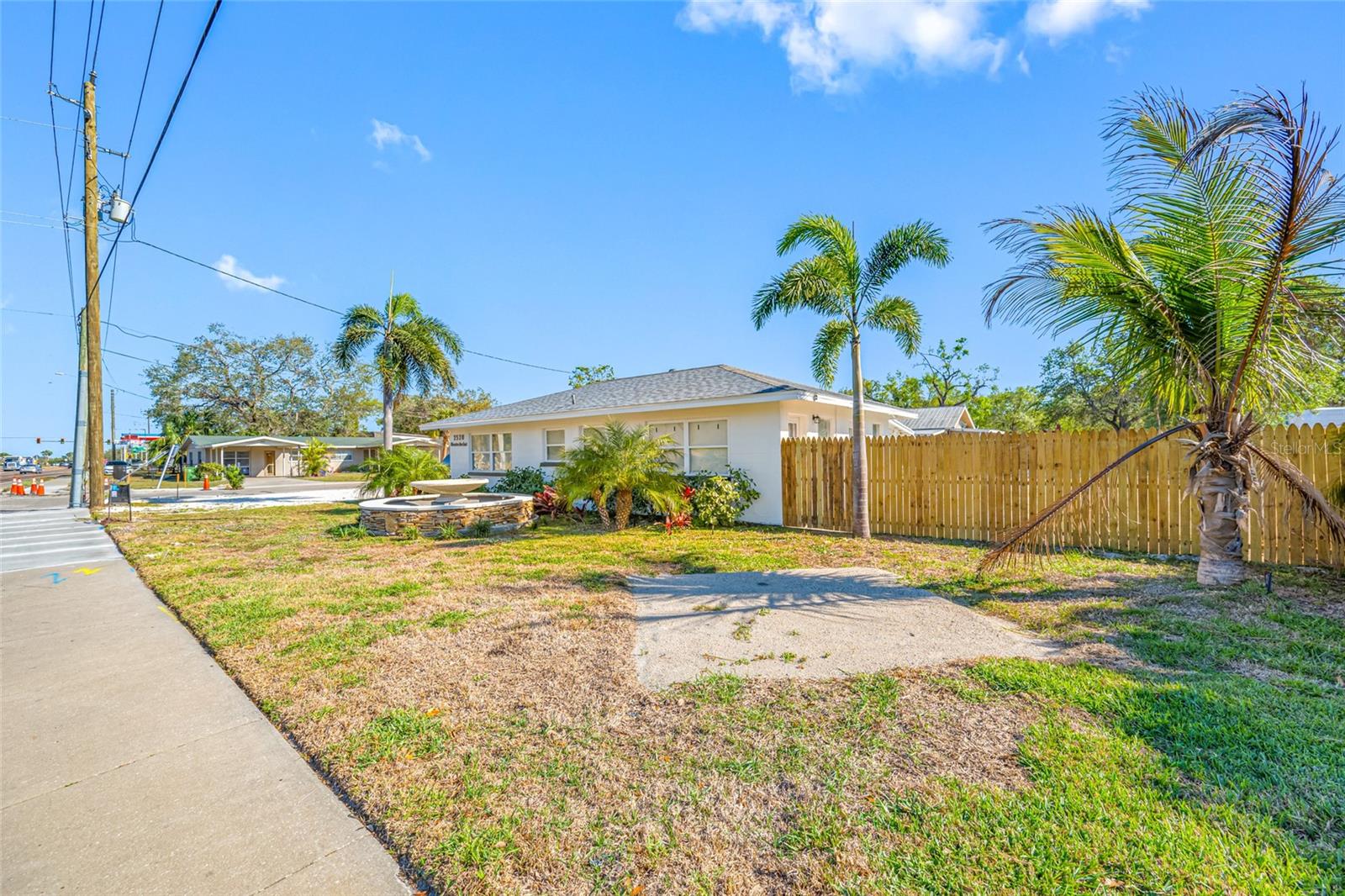 2520 MANATEE AVE E, BRADENTON, FL, 34208