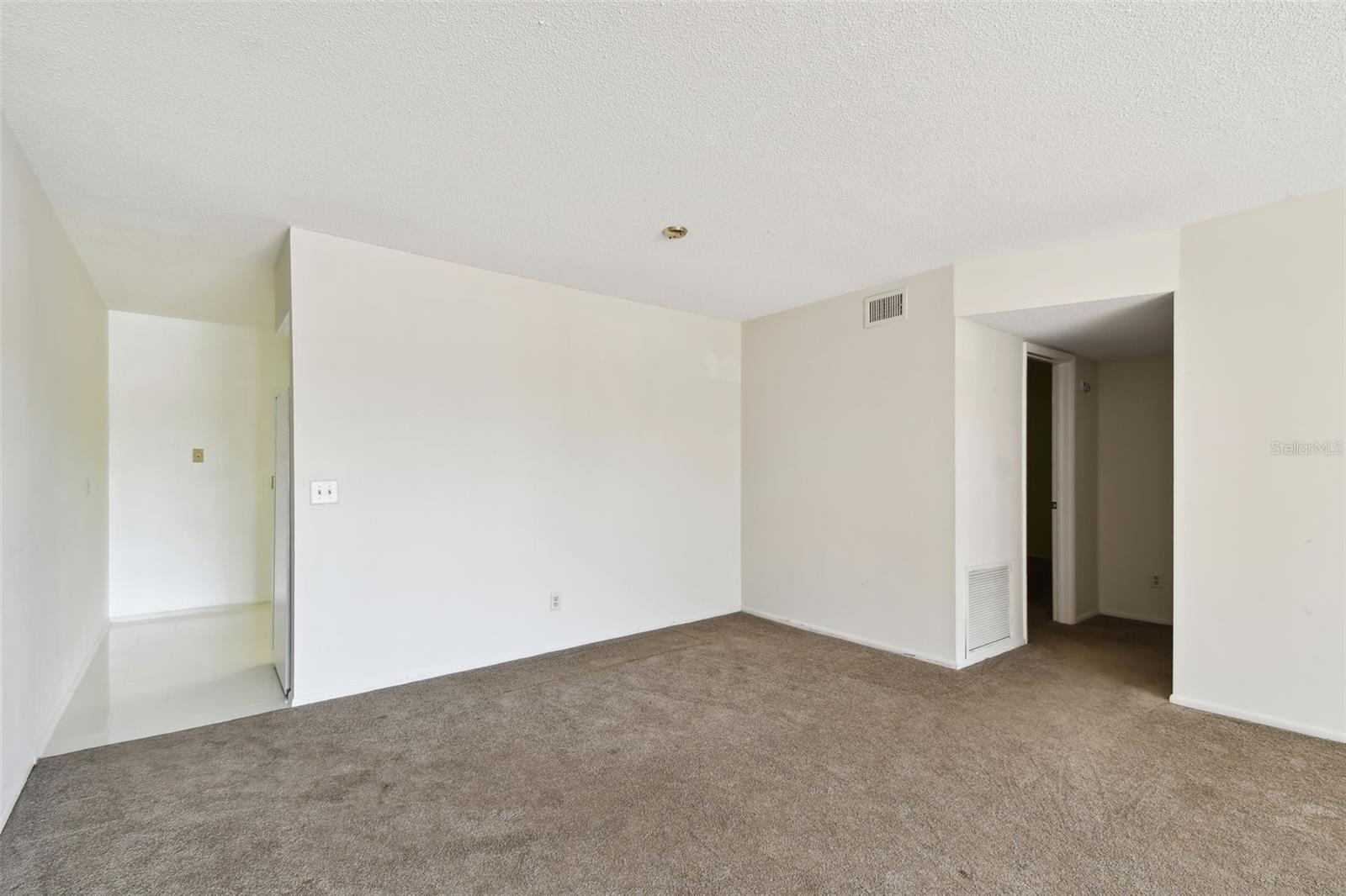 2070 WORLD PARKWAY BLVD #34, CLEARWATER, FL, 33763