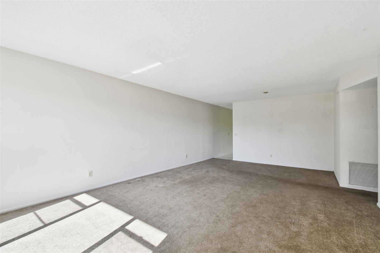 2070 WORLD PARKWAY BLVD #34, CLEARWATER, FL, 33763