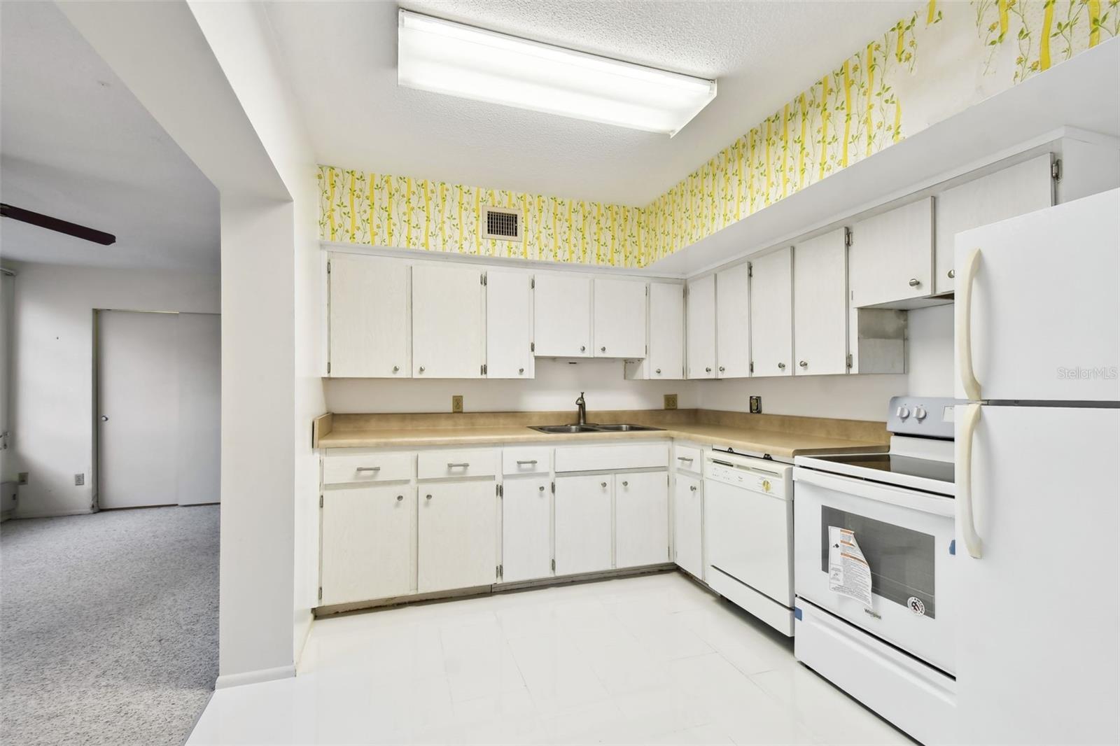 2070 WORLD PARKWAY BLVD #34, CLEARWATER, FL, 33763