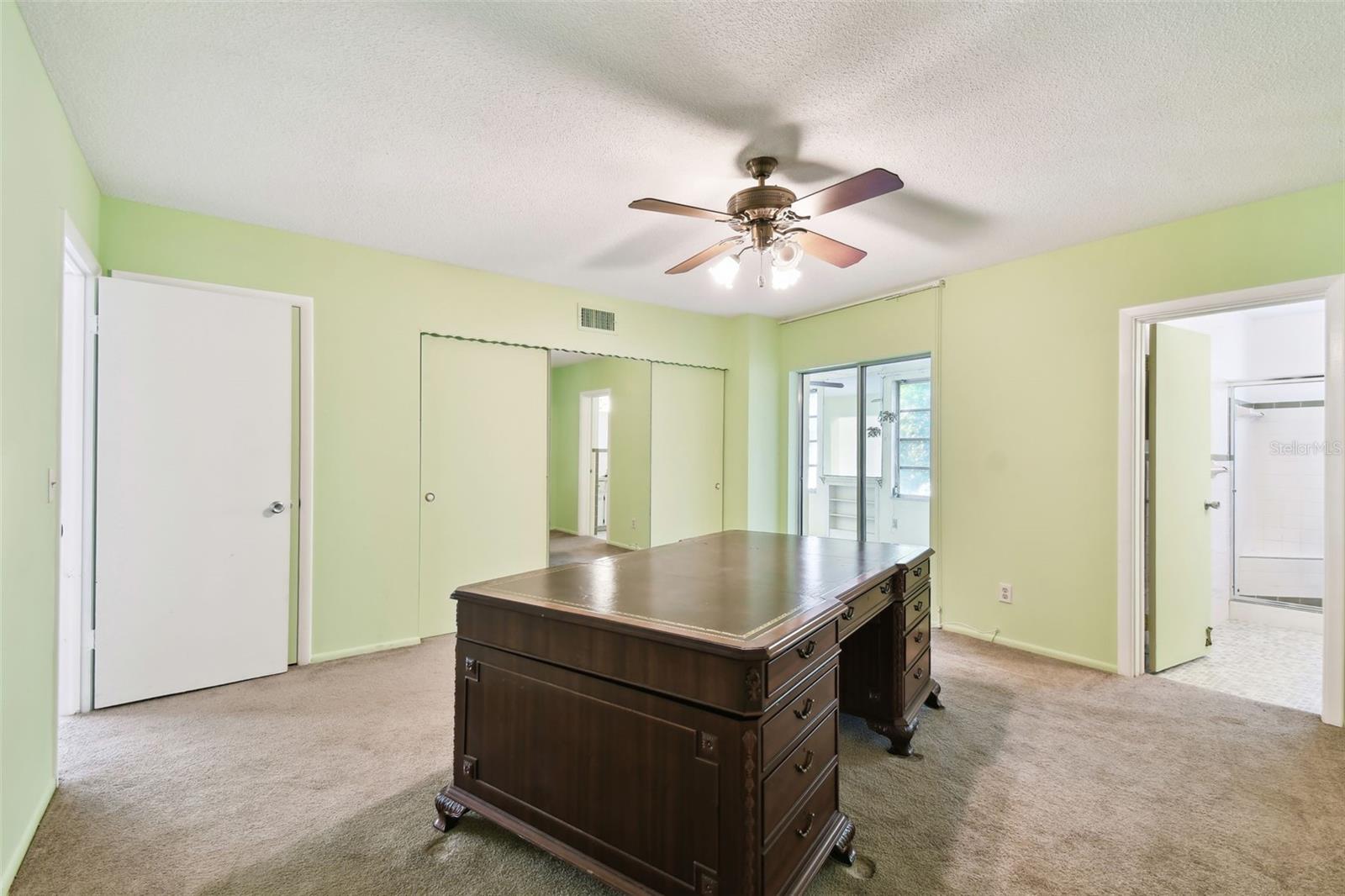 2070 WORLD PARKWAY BLVD #34, CLEARWATER, FL, 33763