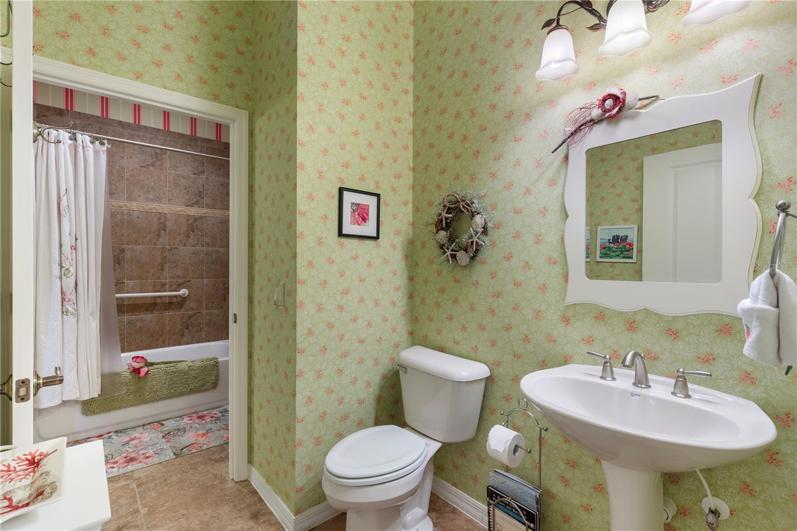 1627 LANCASHIRE DR, VENICE, FL, 34293