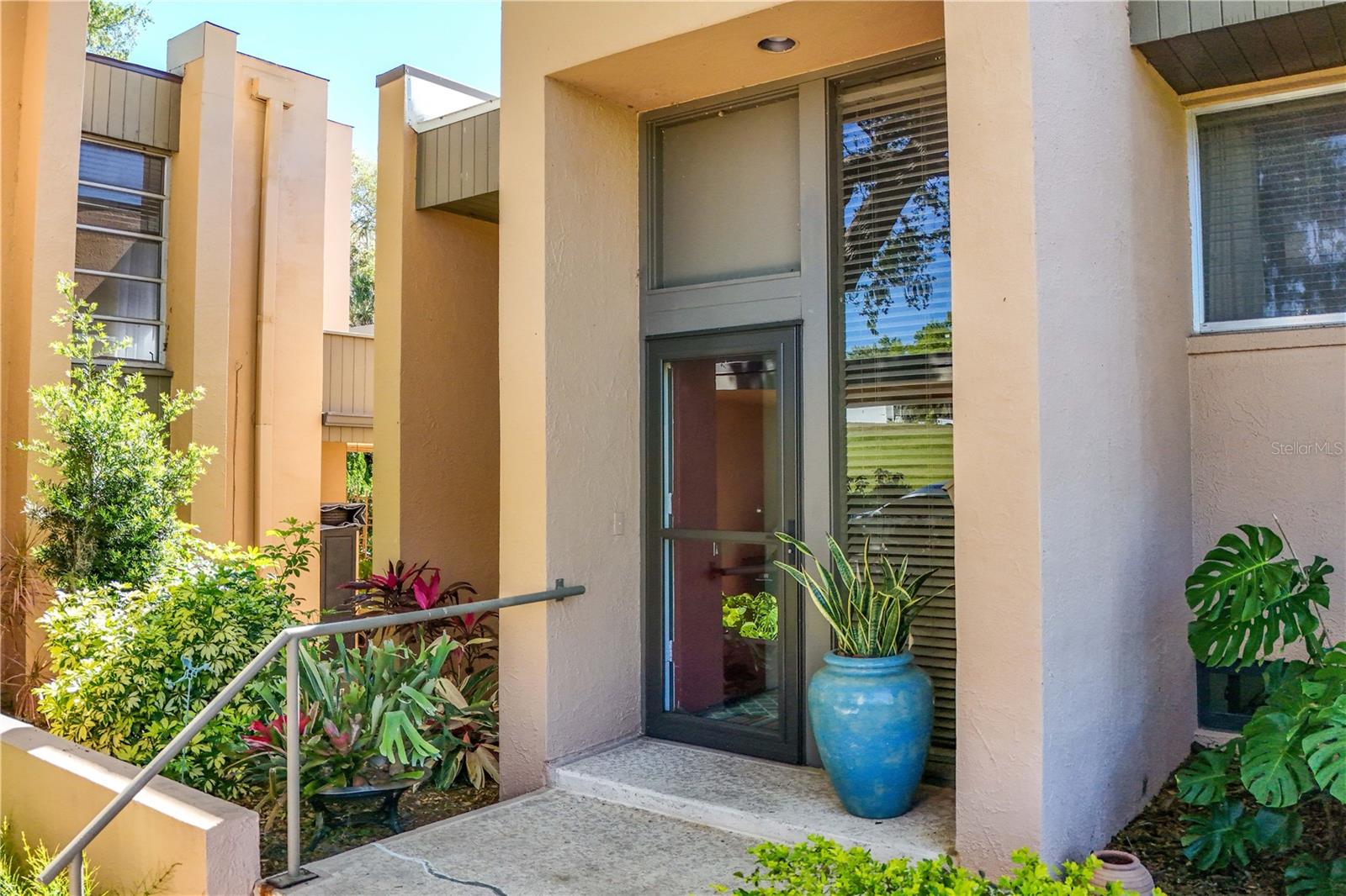 601 W OLD US HIGHWAY 441 #9B, MOUNT DORA, FL, 32757