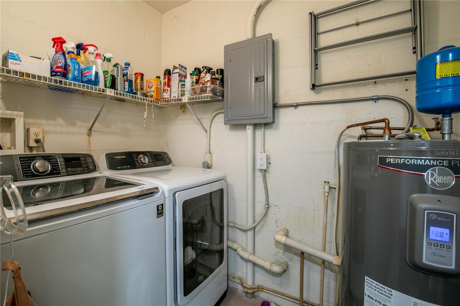 601 W OLD US HIGHWAY 441 #9B, MOUNT DORA, FL, 32757