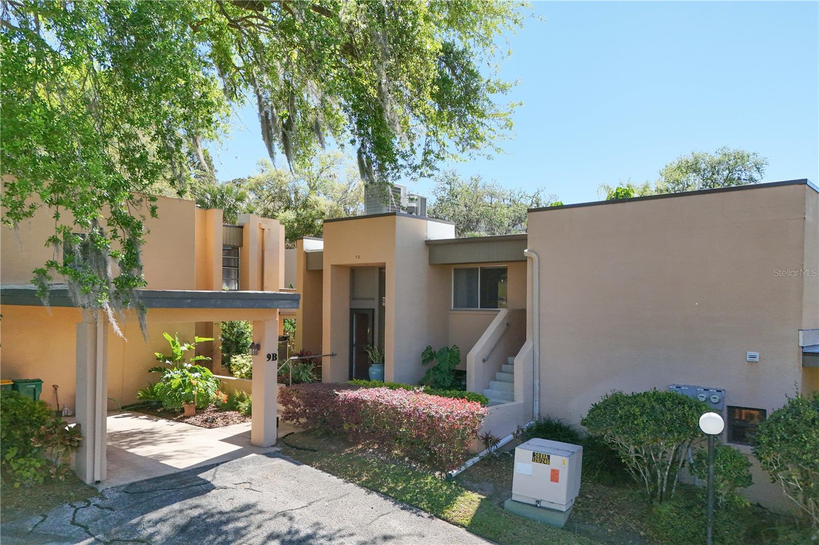 601 W OLD US HIGHWAY 441 #9B, MOUNT DORA, FL, 32757