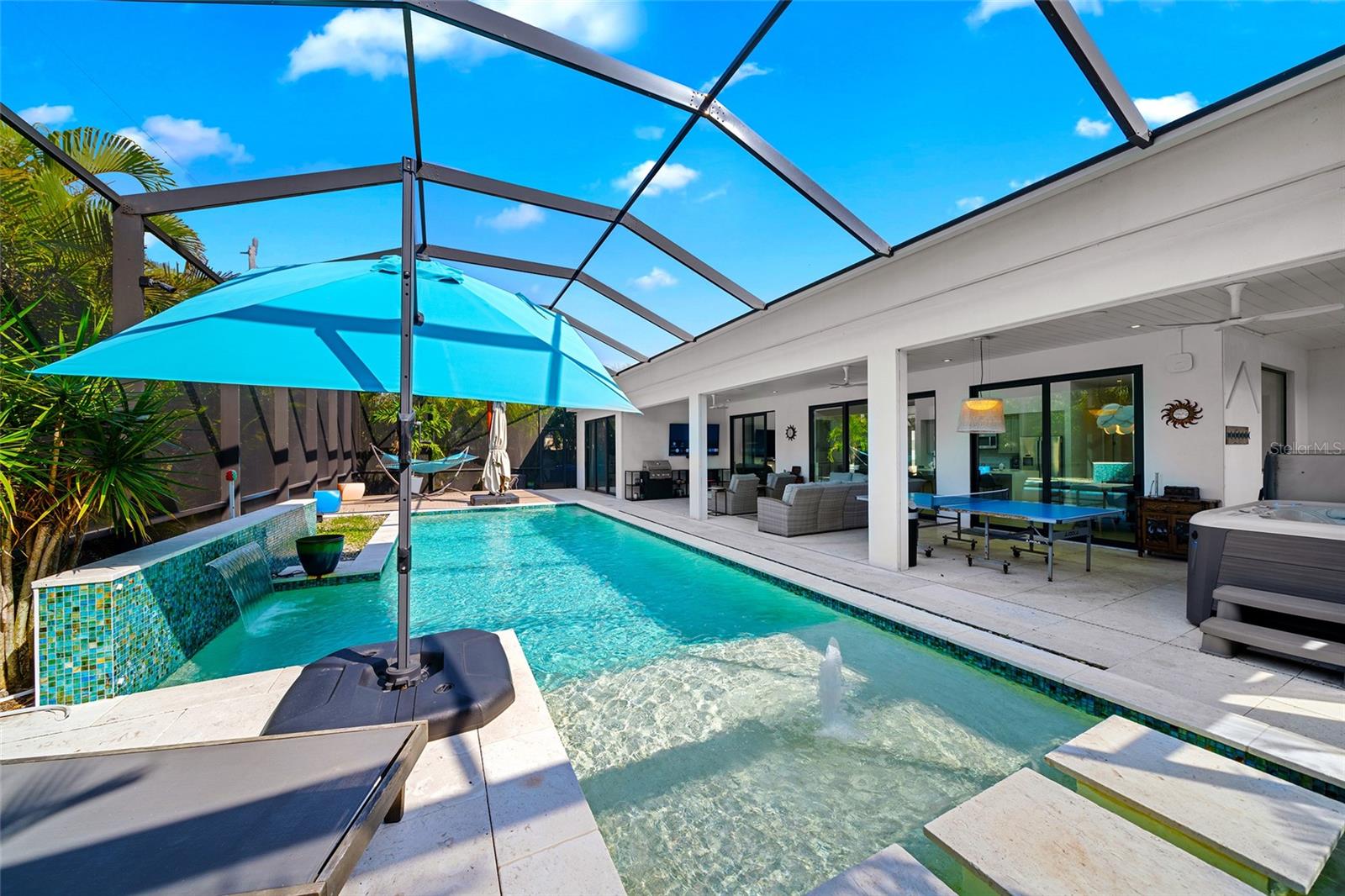 1815 CAPE CORAL PKWY W, CAPE CORAL, FL, 33914