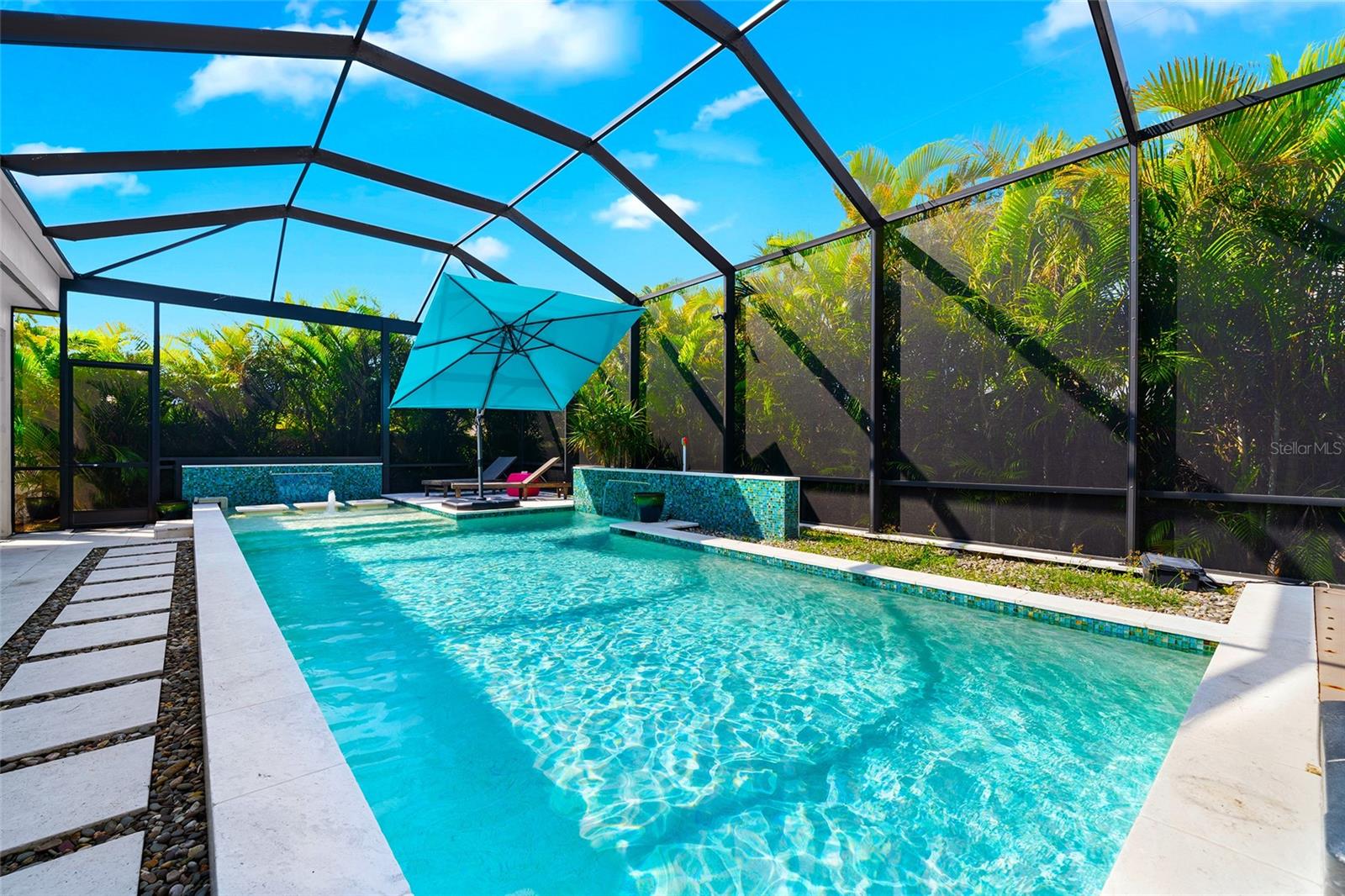 1815 CAPE CORAL PKWY W, CAPE CORAL, FL, 33914
