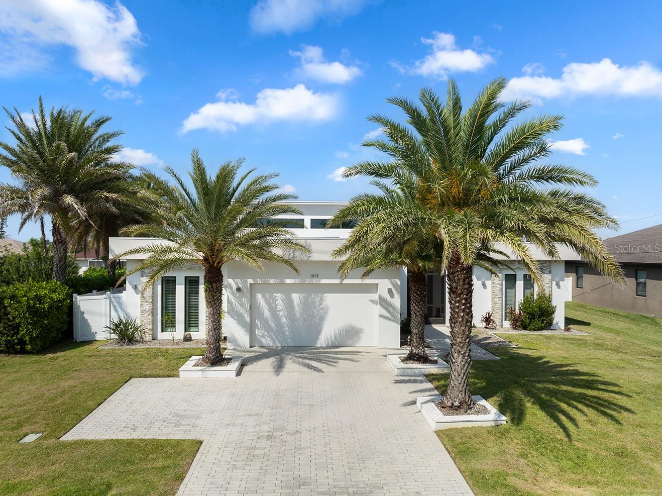 1815 CAPE CORAL PKWY W, CAPE CORAL, FL, 33914