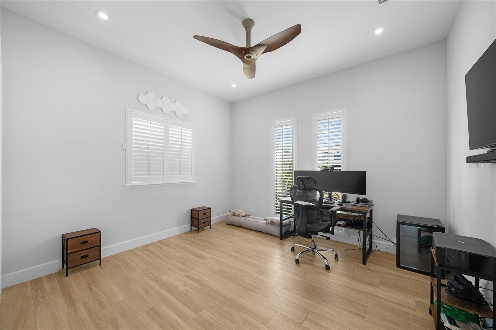 1815 CAPE CORAL PKWY W, CAPE CORAL, FL, 33914