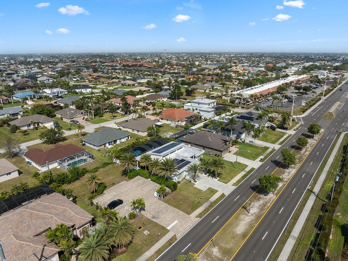 1815 CAPE CORAL PKWY W, CAPE CORAL, FL, 33914