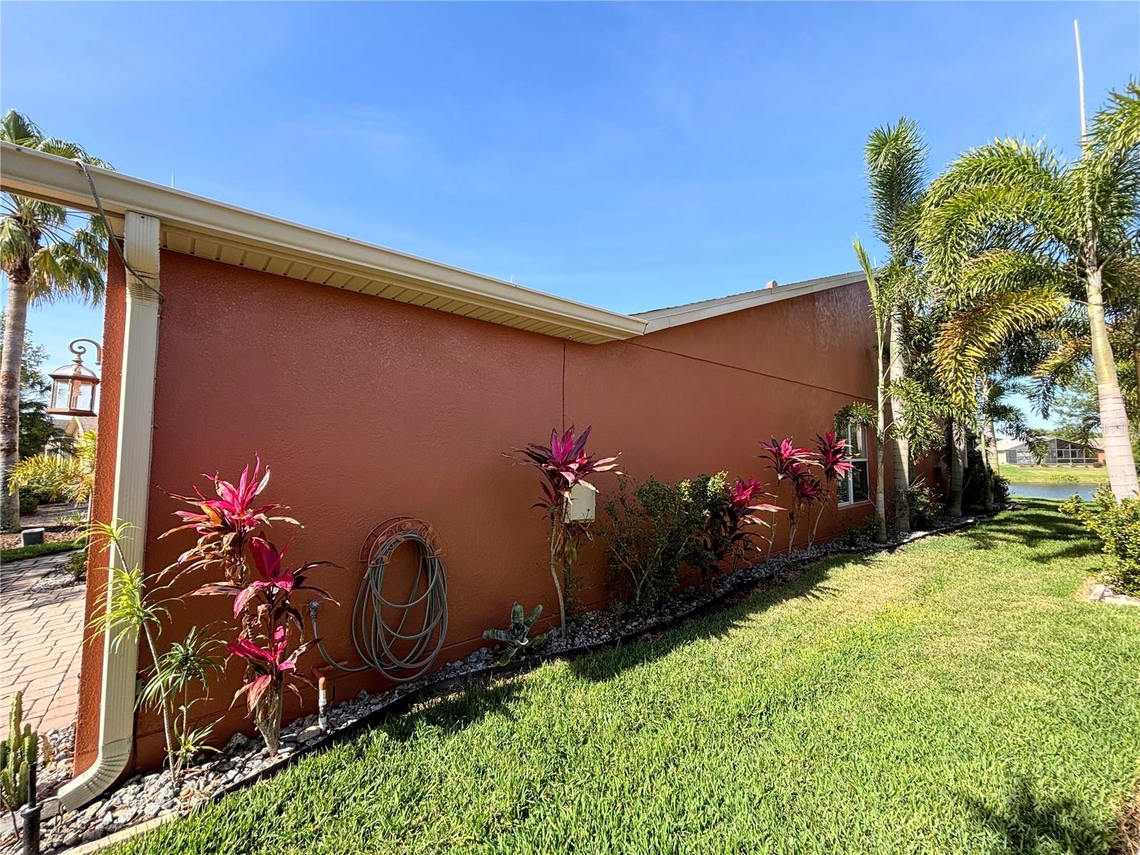 585 GRAND CANAL DR, POINCIANA, FL, 34759