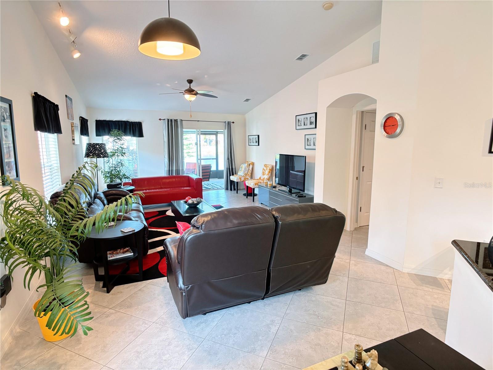 585 GRAND CANAL DR, POINCIANA, FL, 34759