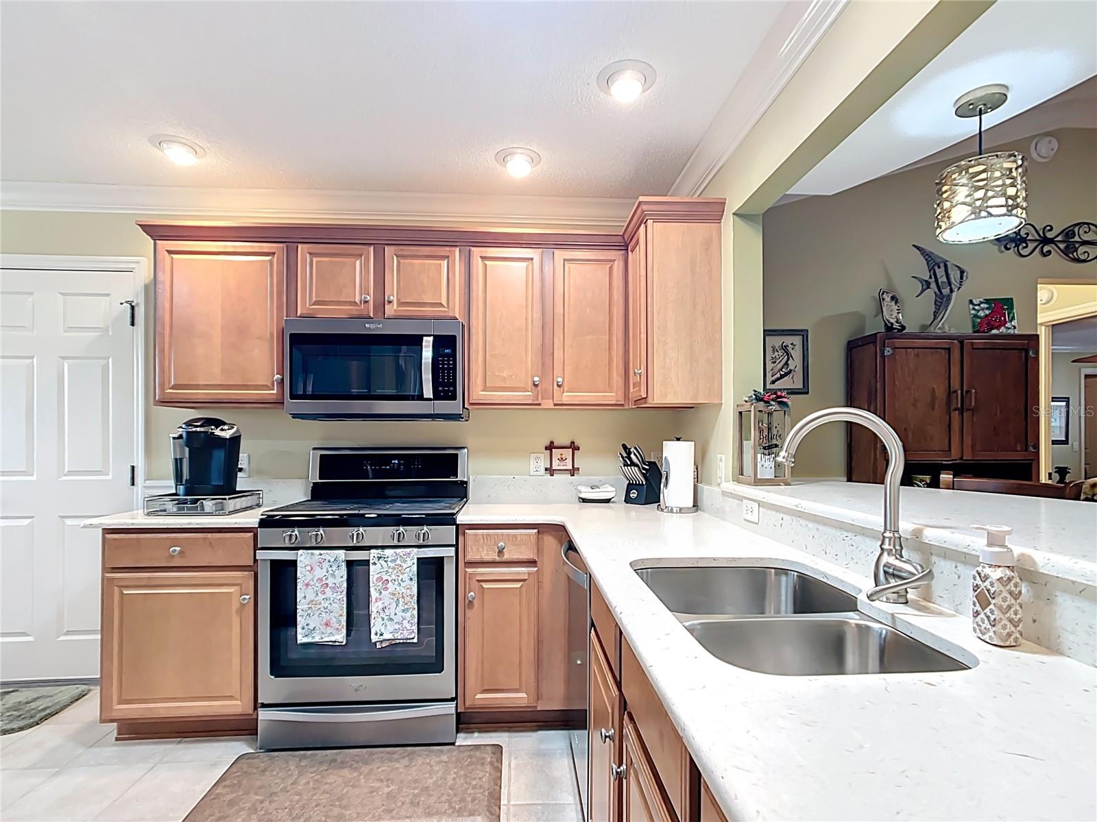 2124 WESTCHESTER WAY, THE VILLAGES, FL, 32162