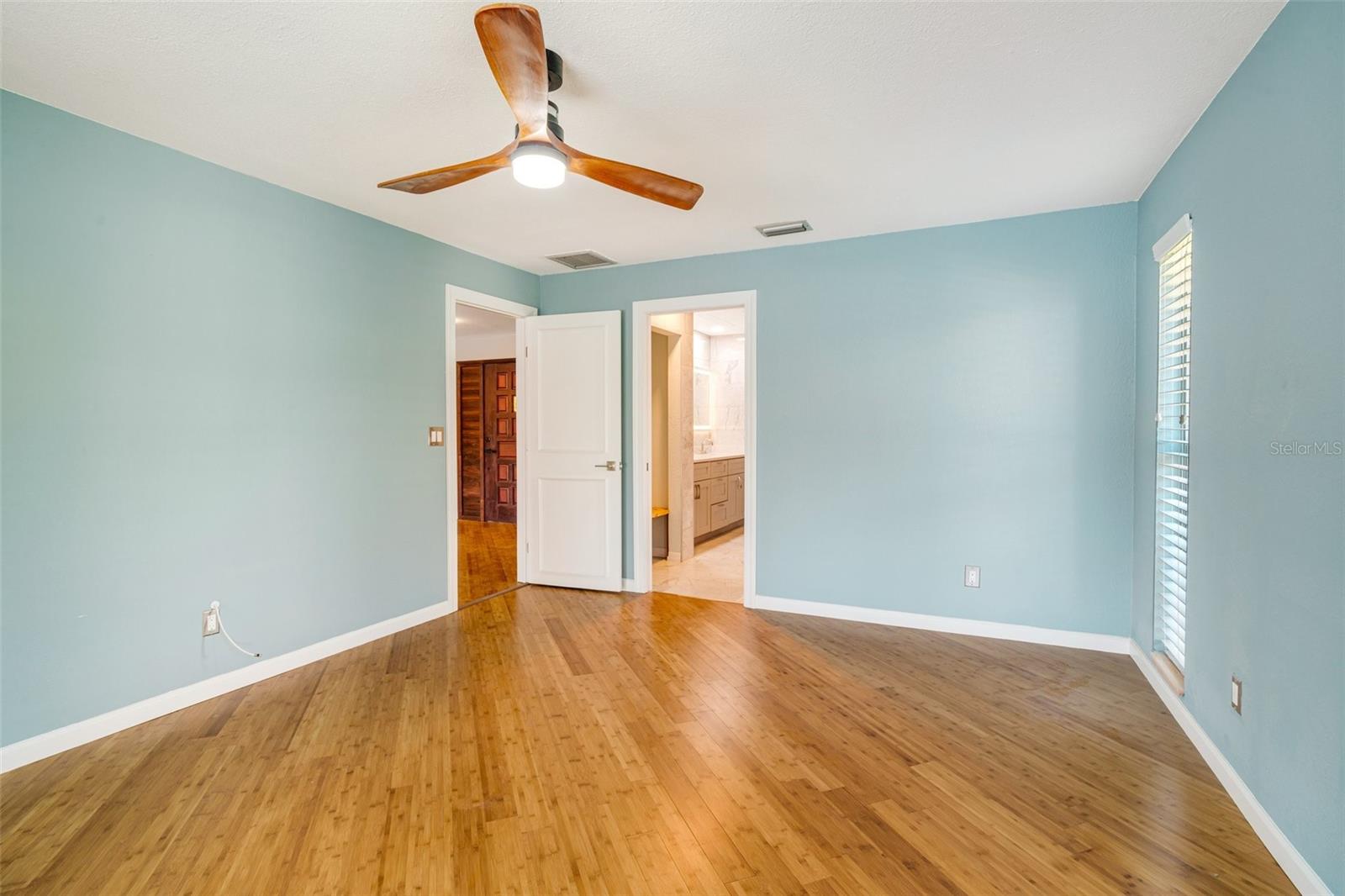 3913 SE 19TH AVE, CAPE CORAL, FL, 33904