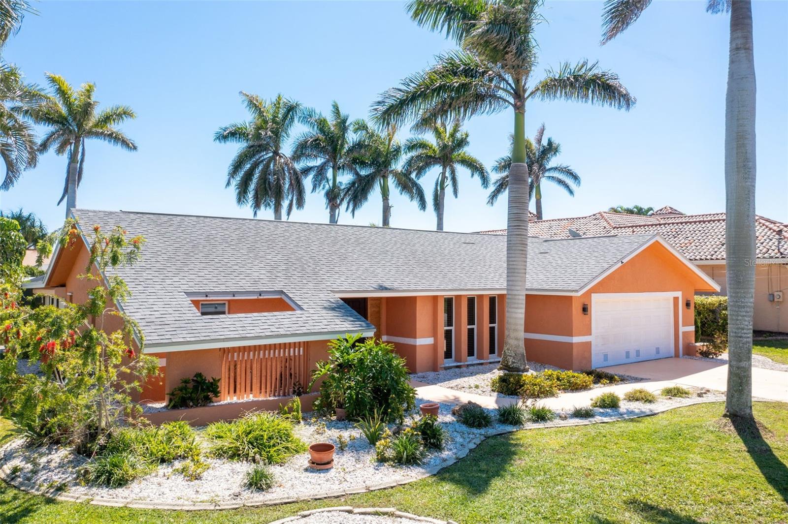 3913 SE 19TH AVE, CAPE CORAL, FL, 33904