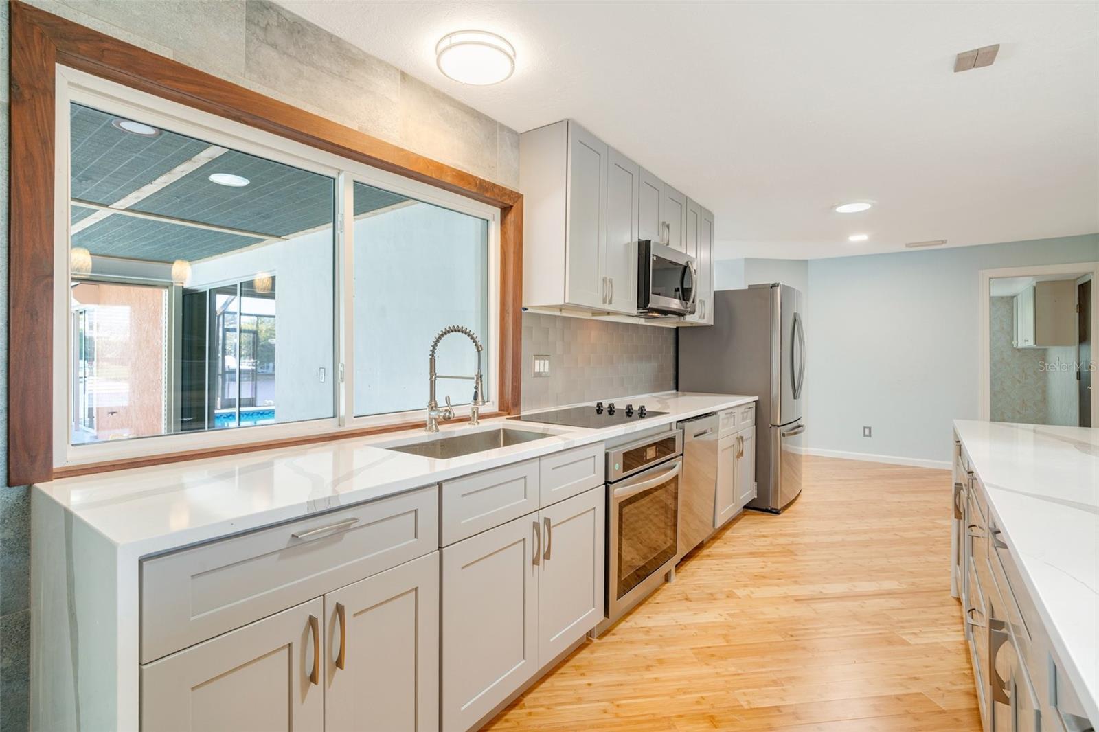 3913 SE 19TH AVE, CAPE CORAL, FL, 33904