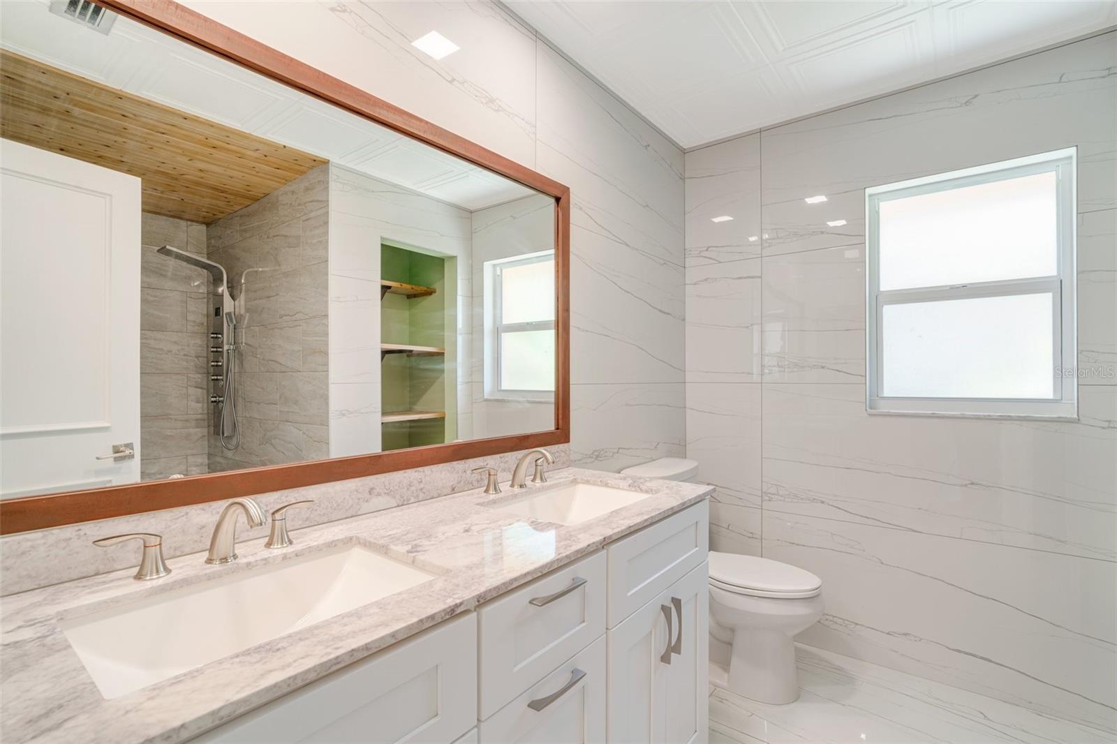 3913 SE 19TH AVE, CAPE CORAL, FL, 33904