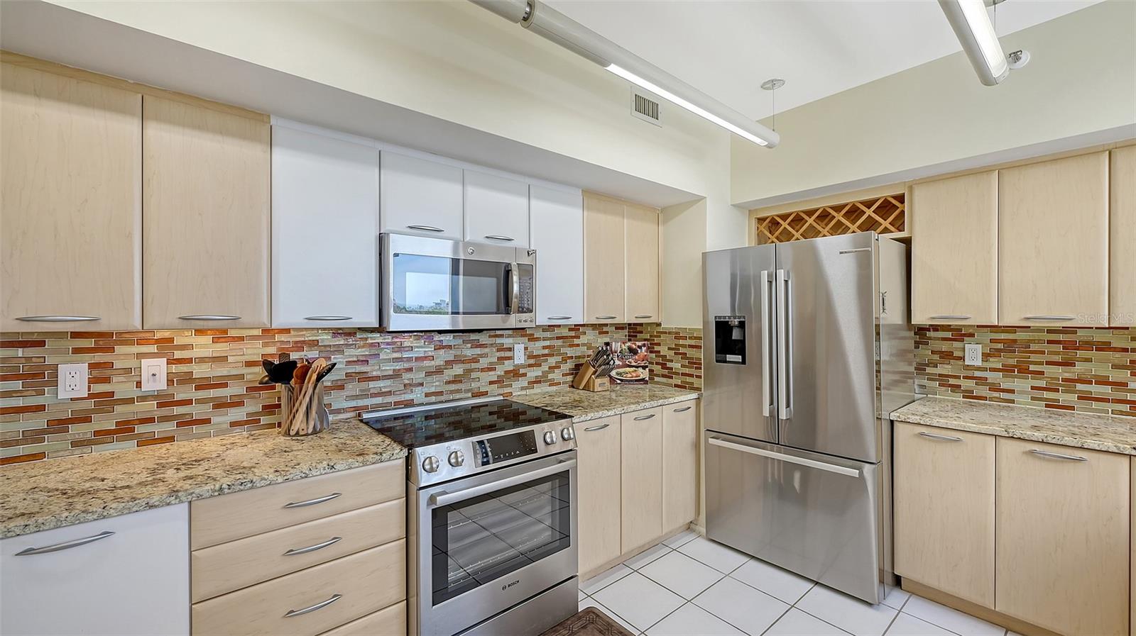 2020 HARBOURSIDE DR #454, LONGBOAT KEY, FL, 34228