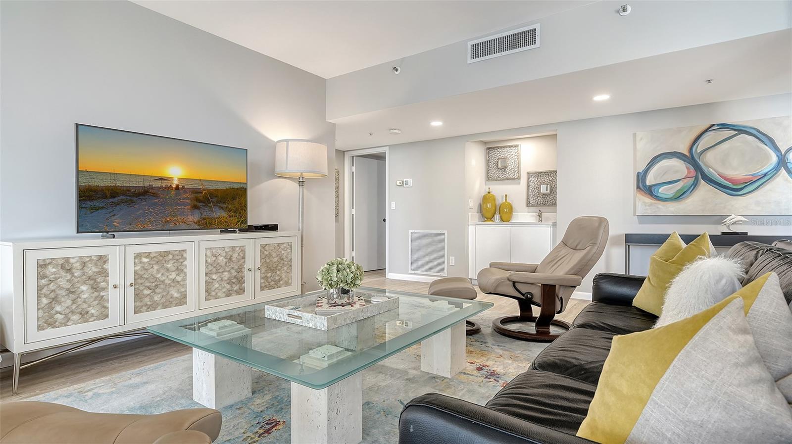 2020 HARBOURSIDE DR #454, LONGBOAT KEY, FL, 34228