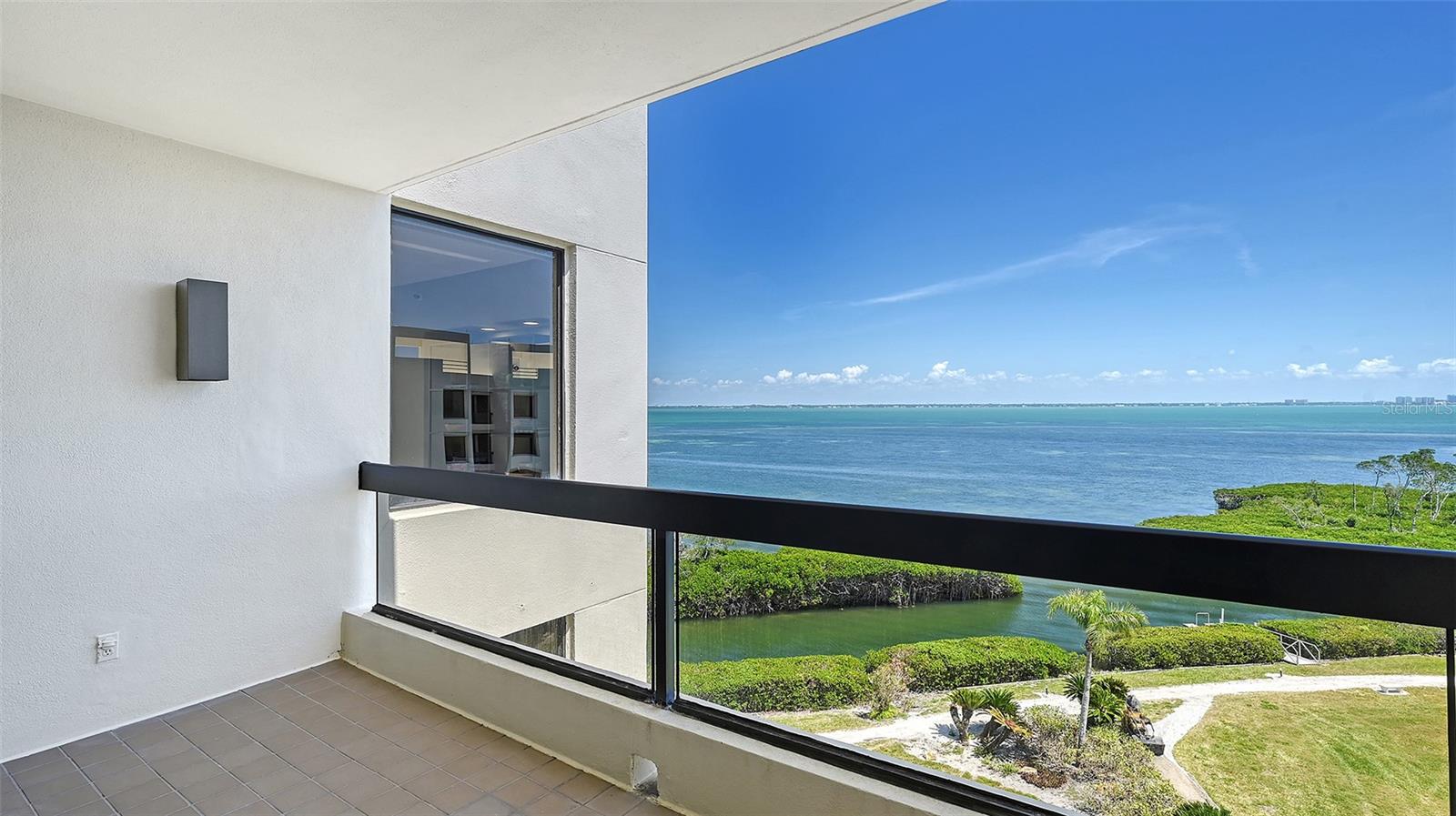 2020 HARBOURSIDE DR #454, LONGBOAT KEY, FL, 34228