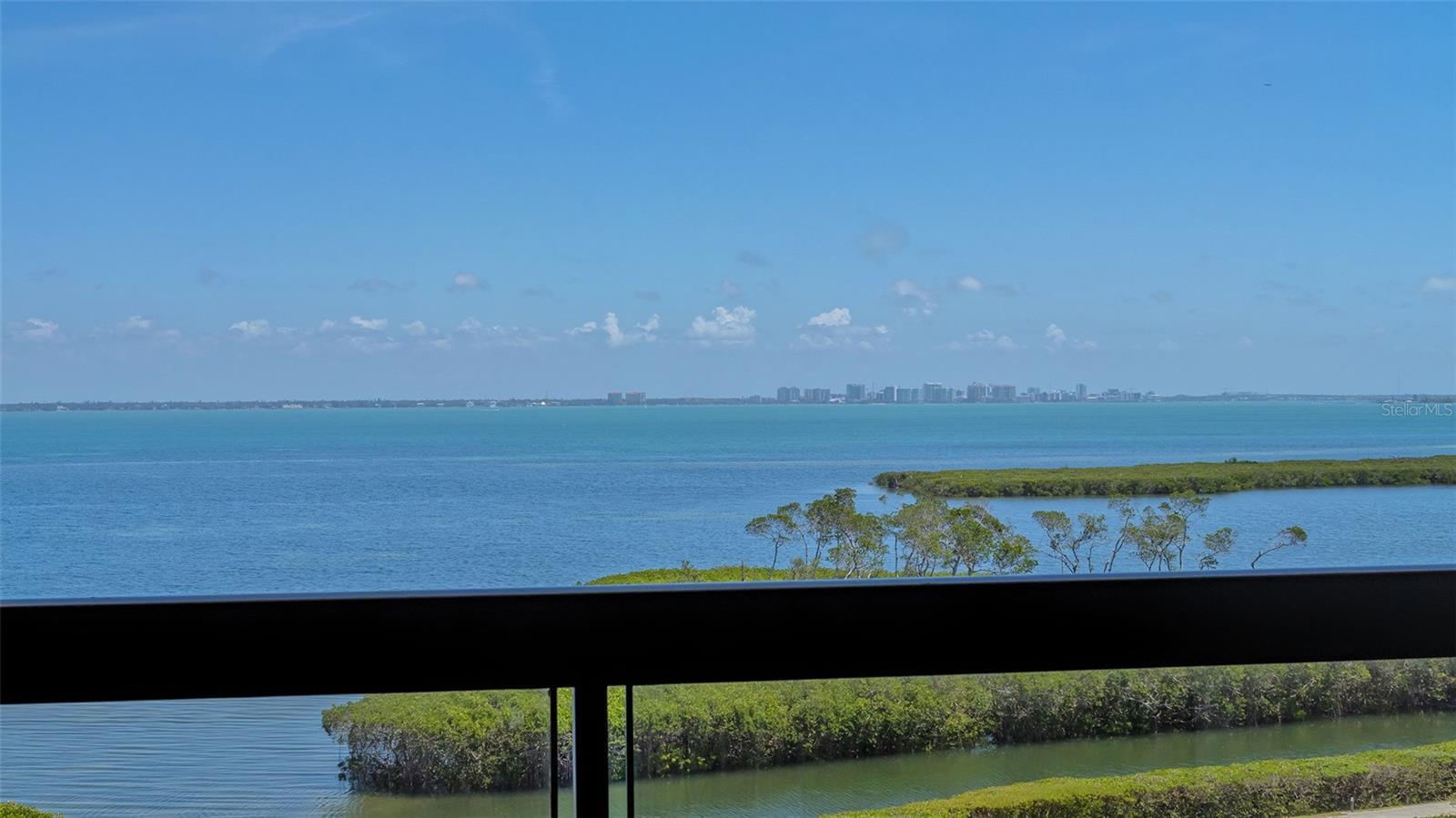 2020 HARBOURSIDE DR #454, LONGBOAT KEY, FL, 34228