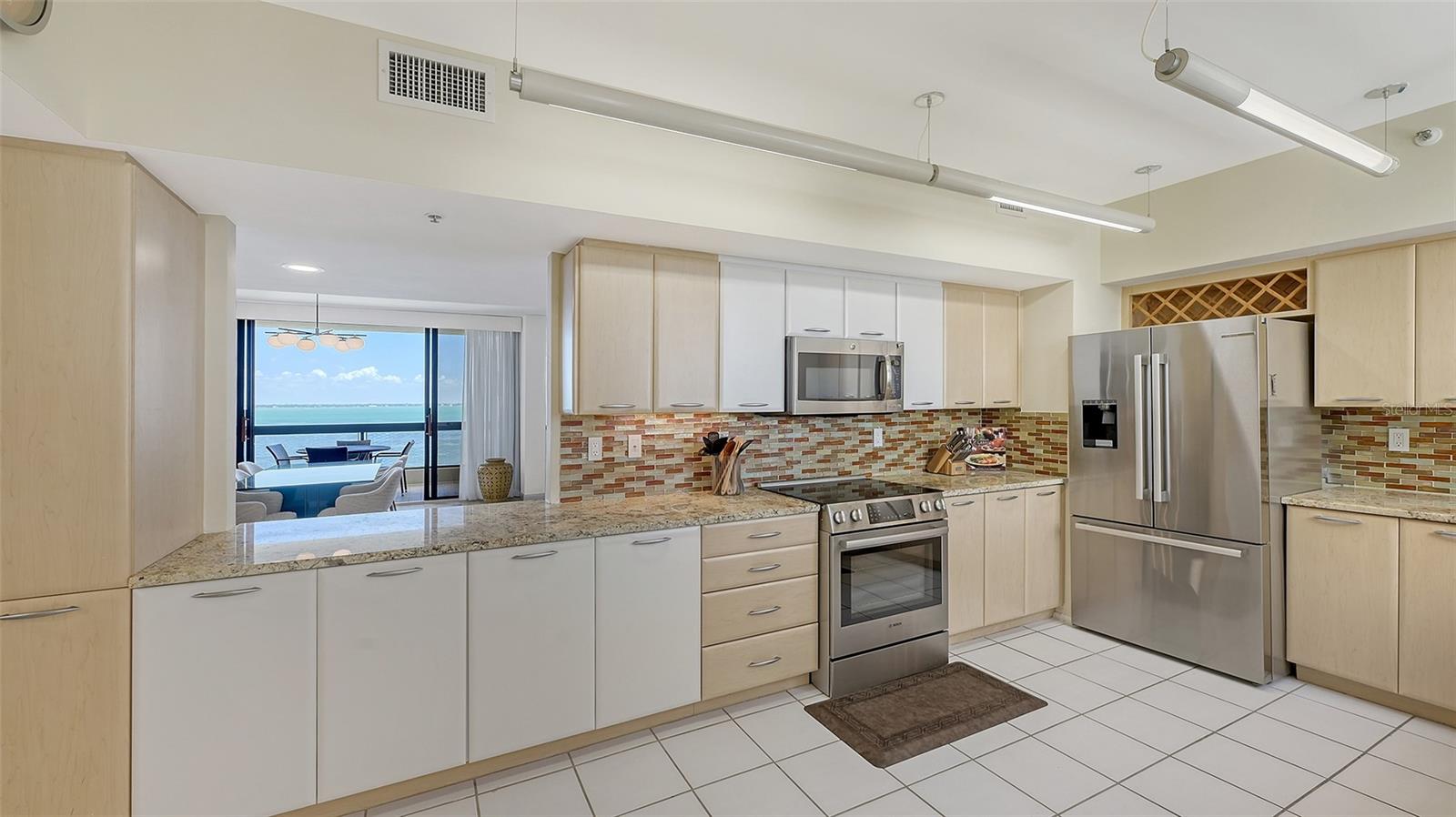 2020 HARBOURSIDE DR #454, LONGBOAT KEY, FL, 34228