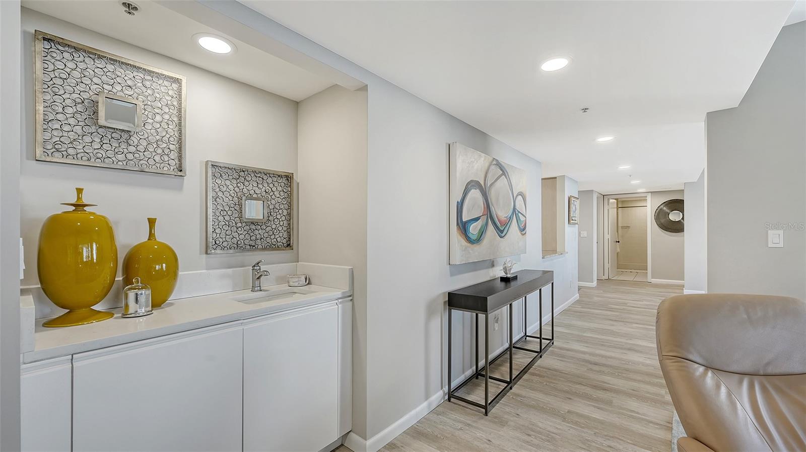 2020 HARBOURSIDE DR #454, LONGBOAT KEY, FL, 34228