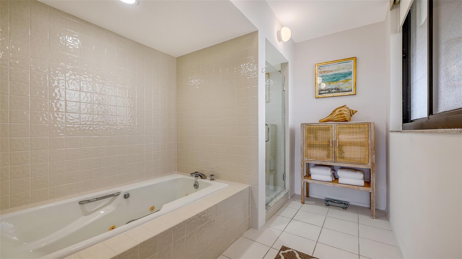 2020 HARBOURSIDE DR #454, LONGBOAT KEY, FL, 34228