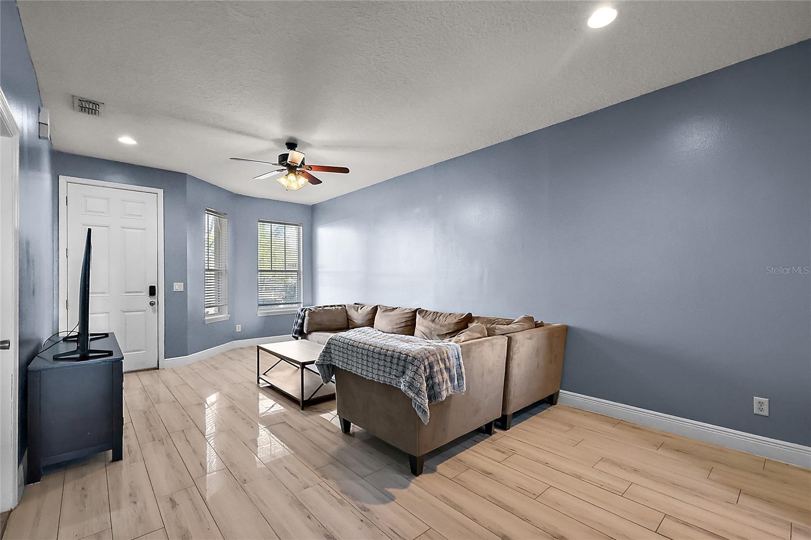 34448 TUSCANY AVE, SORRENTO, FL, 32776