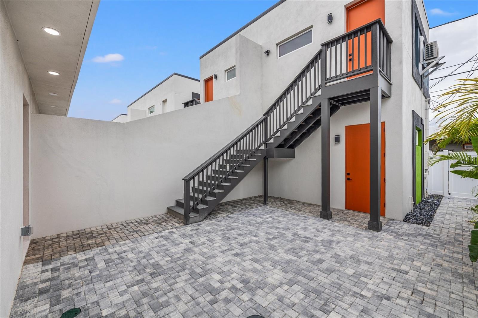 3015 1ST AVE S, ST PETERSBURG, FL, 33712