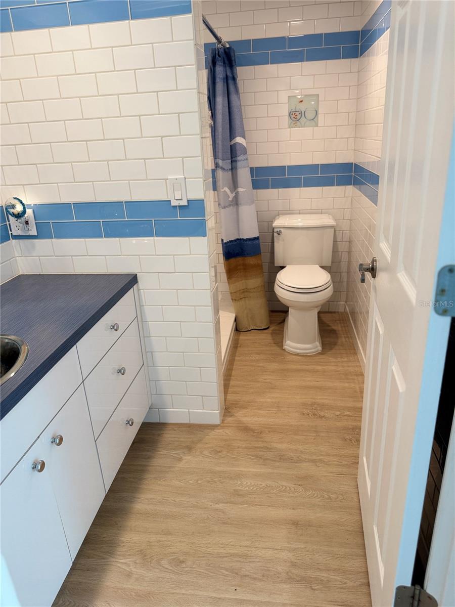 10215 REGAL DR #19, LARGO, FL, 33774