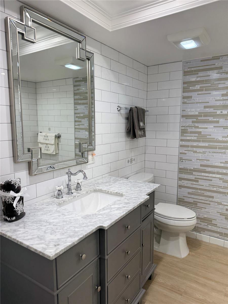 10215 REGAL DR #19, LARGO, FL, 33774
