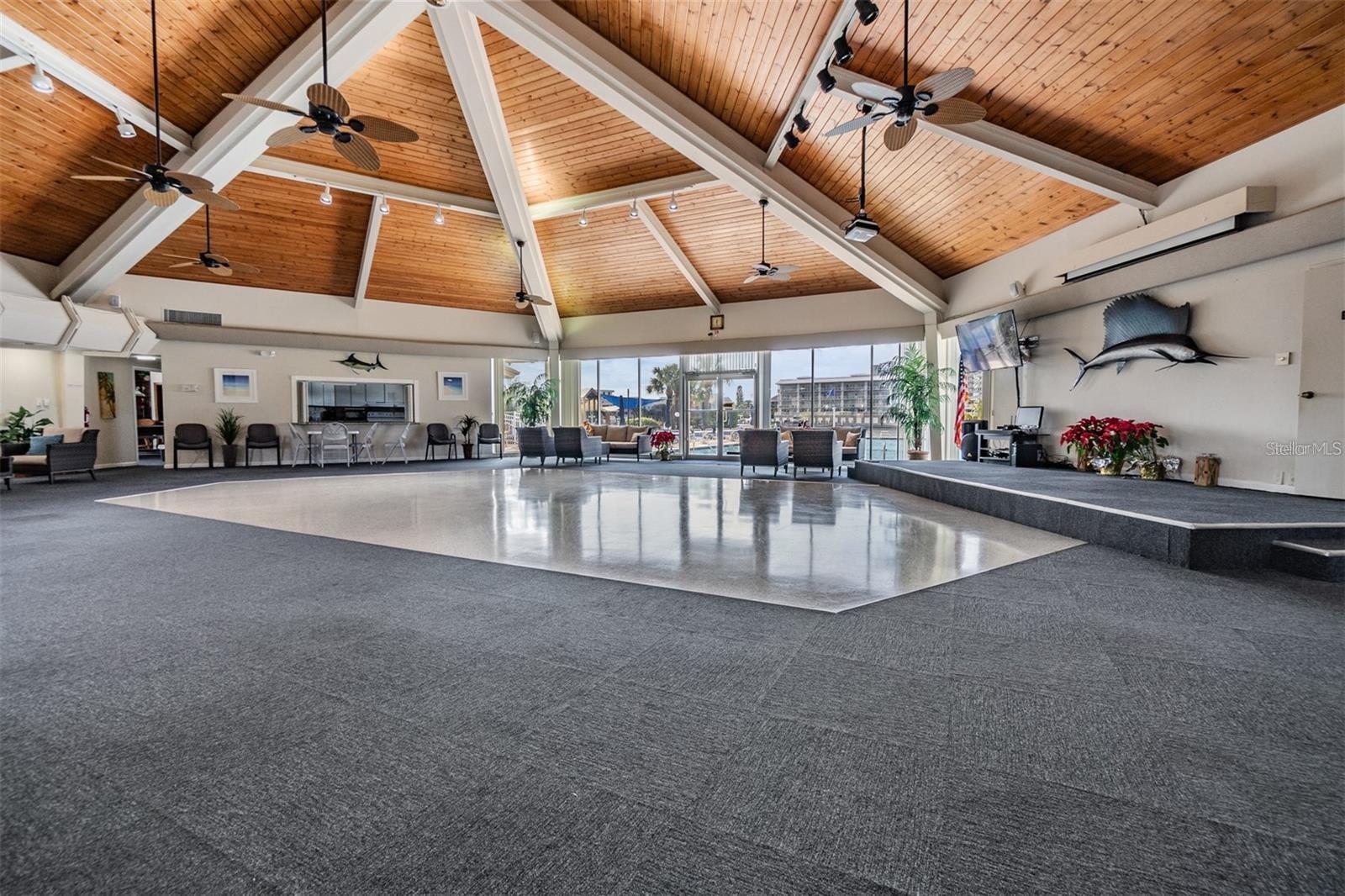 10215 REGAL DR #19, LARGO, FL, 33774
