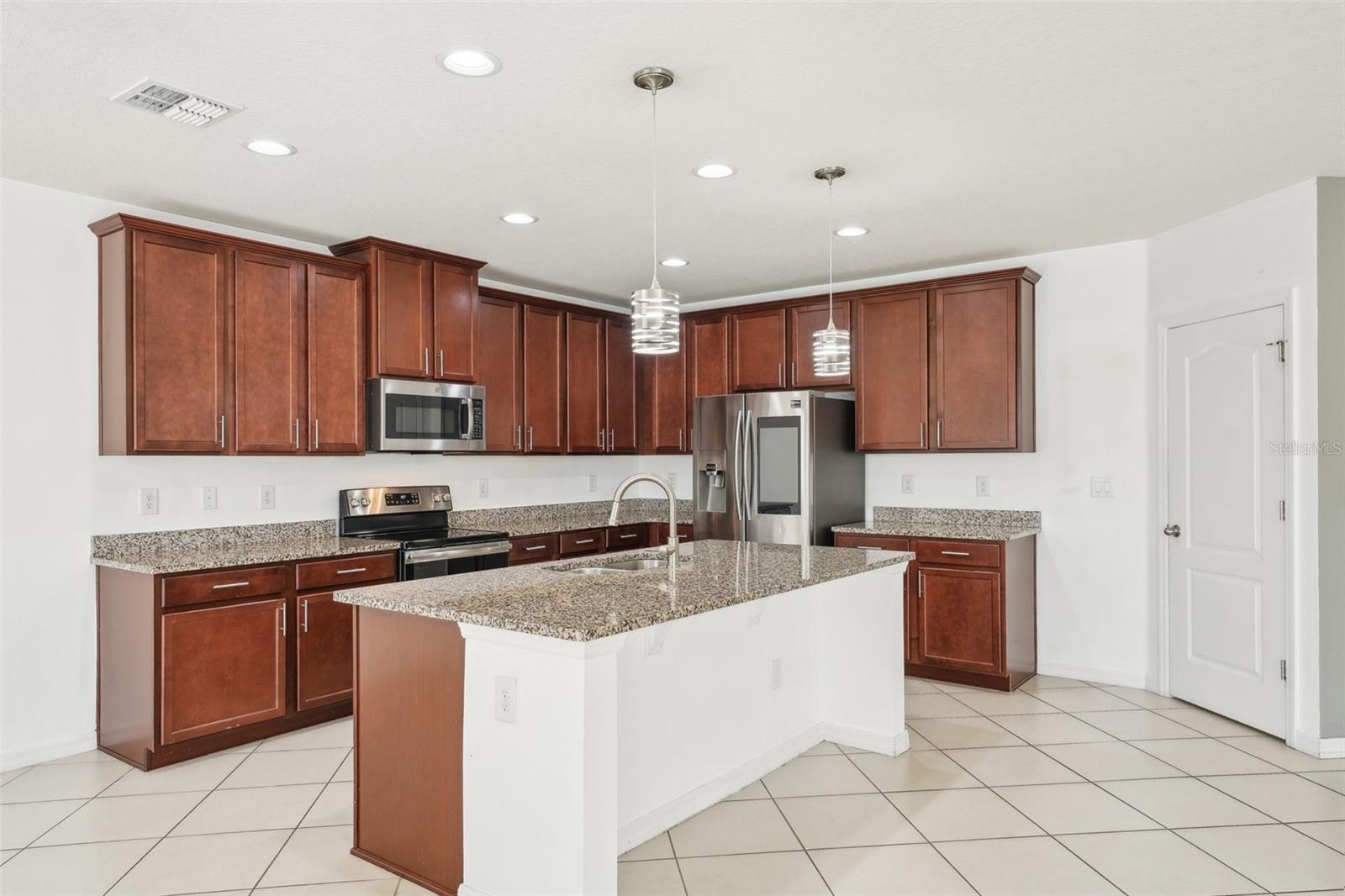 11301 HUDSON HILLS LN, RIVERVIEW, FL, 33579