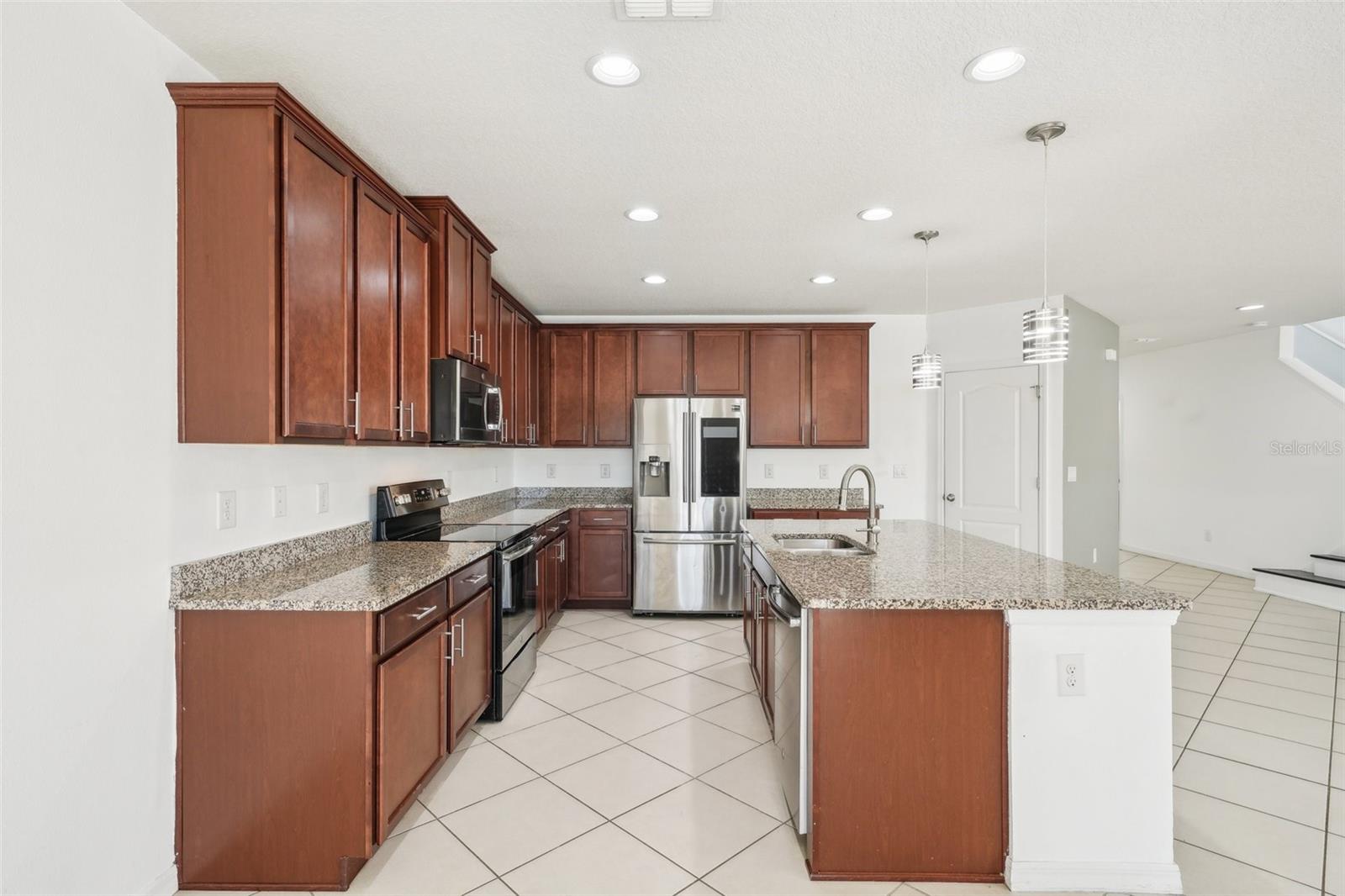 11301 HUDSON HILLS LN, RIVERVIEW, FL, 33579
