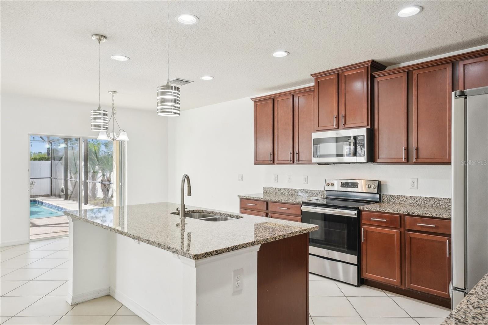 11301 HUDSON HILLS LN, RIVERVIEW, FL, 33579