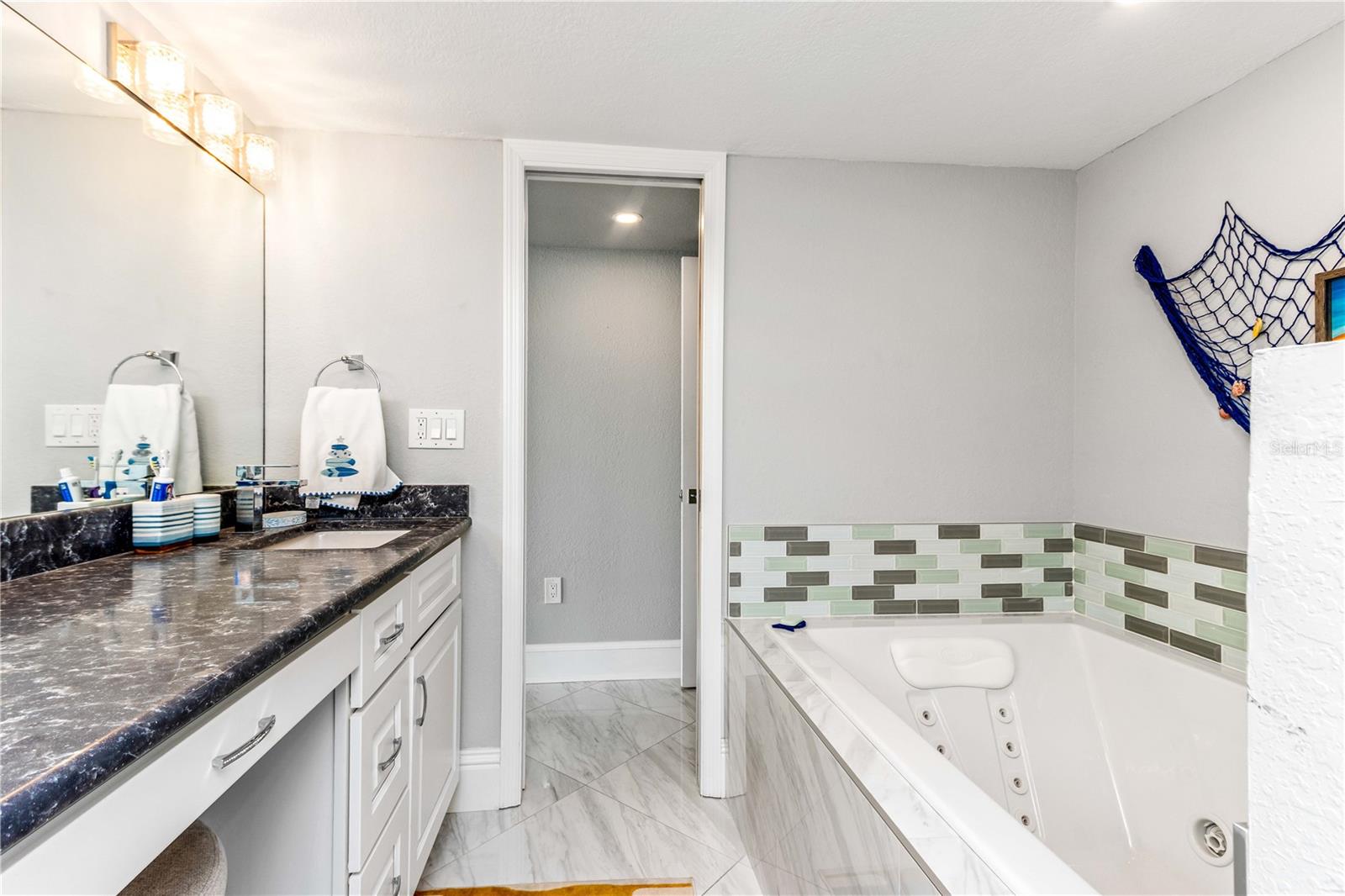 1390 GULF BLVD #PH 2, CLEARWATER BEACH, FL, 33767