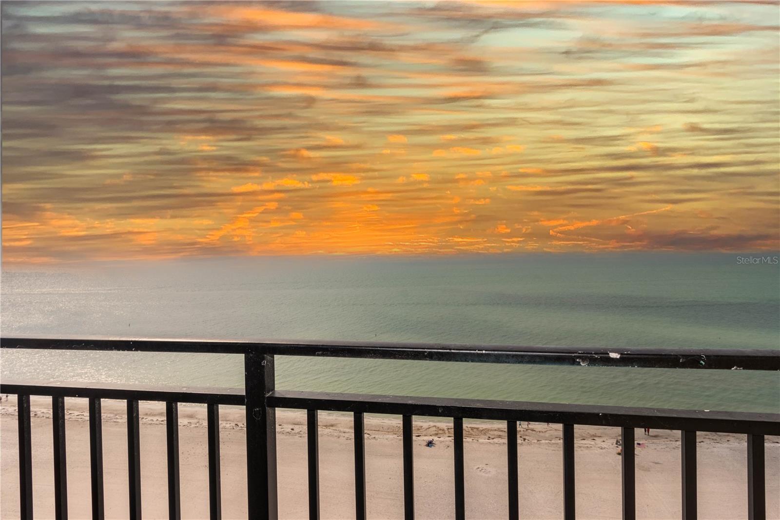 1390 GULF BLVD #PH 2, CLEARWATER BEACH, FL, 33767