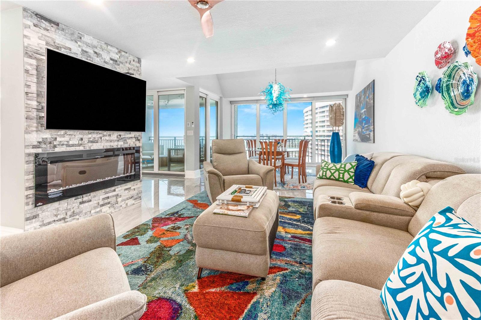 1390 GULF BLVD #PH 2, CLEARWATER BEACH, FL, 33767