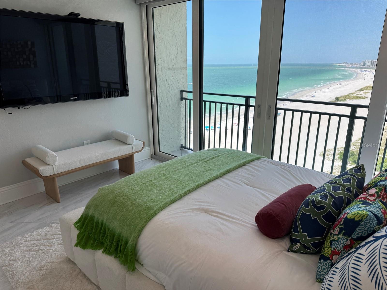 1390 GULF BLVD #PH 2, CLEARWATER BEACH, FL, 33767